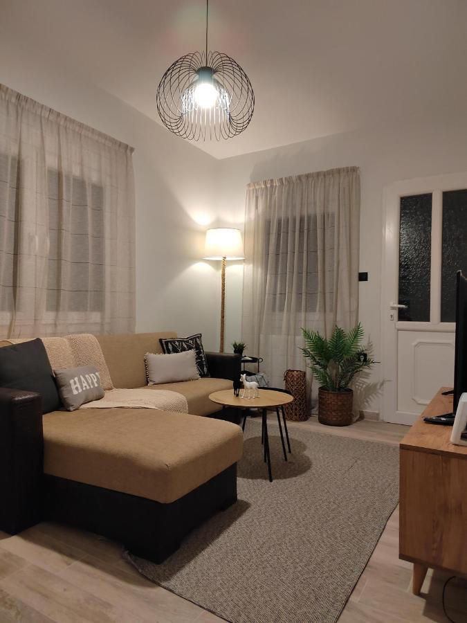 Cosy House With Garden Apartment Volos Exterior photo